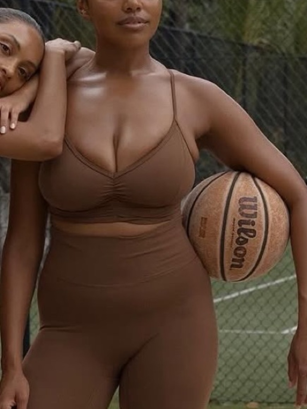 Monday body Everyday Stretch Bralette in Brown